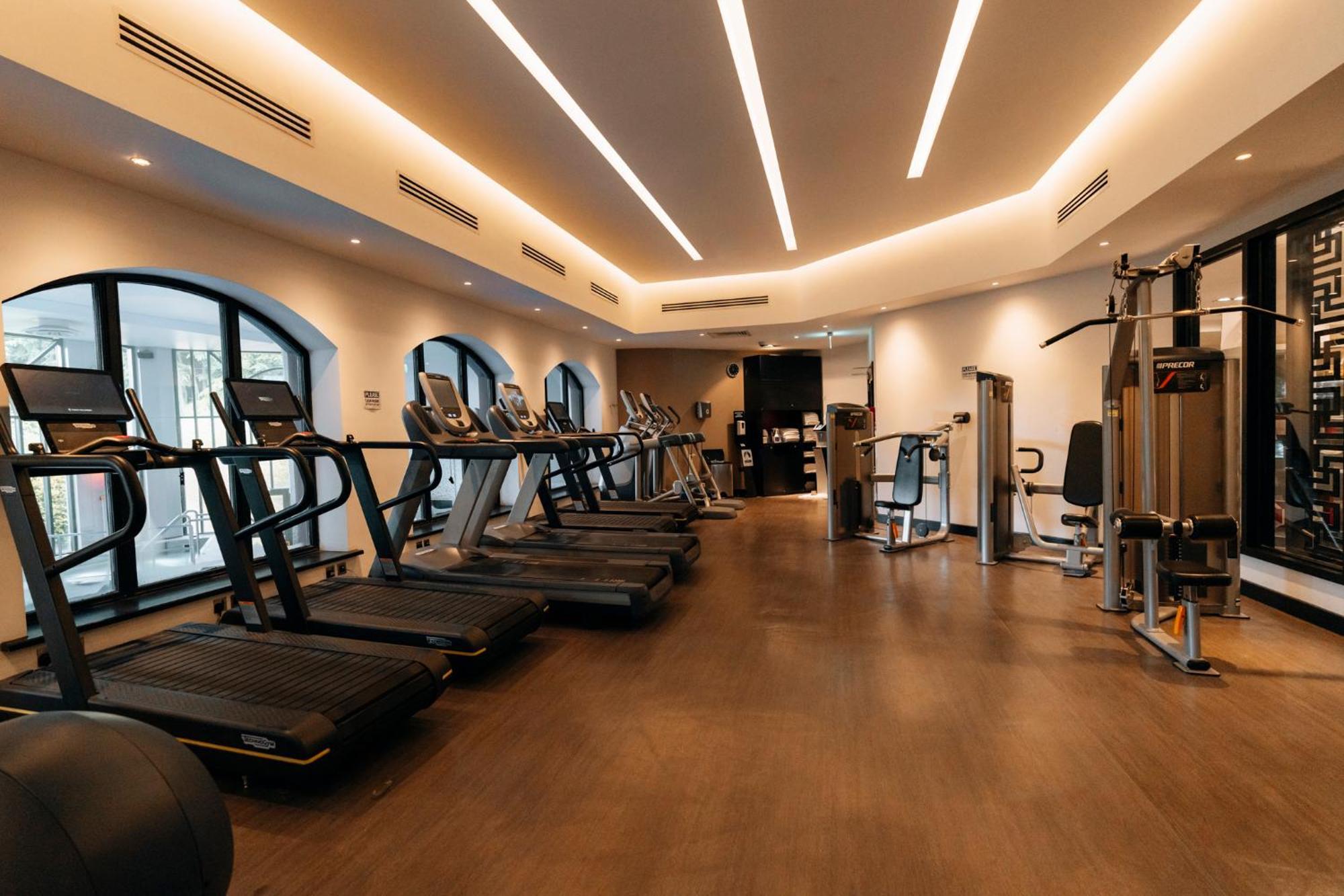 מלון ביקונספילד Crowne Plaza Gerrards Cross By Ihg מראה חיצוני תמונה