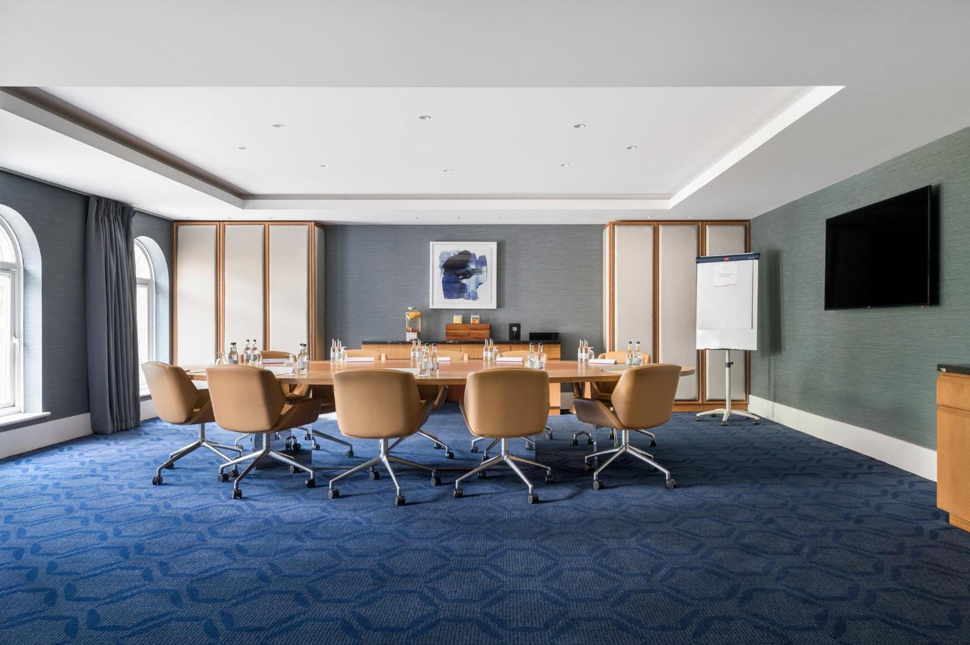 מלון ביקונספילד Crowne Plaza Gerrards Cross By Ihg מראה חיצוני תמונה