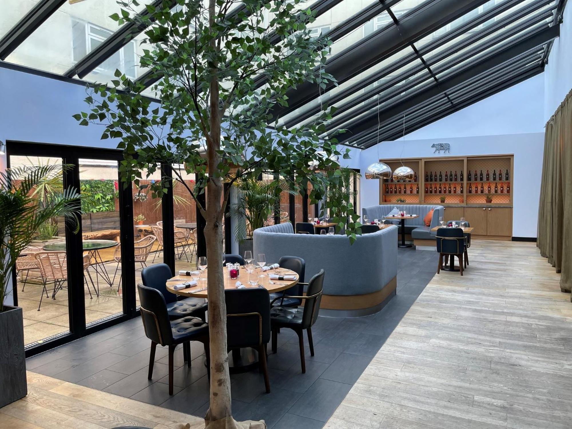 מלון ביקונספילד Crowne Plaza Gerrards Cross By Ihg מראה חיצוני תמונה